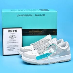 Nike retro gray and white sports shoes