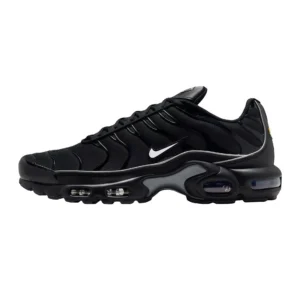 Nike Air Max retro style black shoes