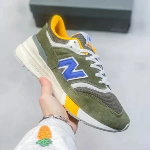 New Balance retro green and blue sports shoes