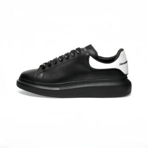 McQueen black and white thick-soled trendy shoes