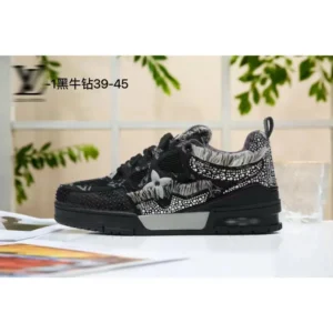 Louis Vuitton Black Bull Diamond Casual Shoes