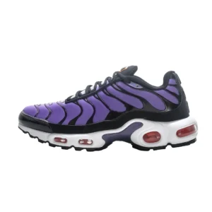 Nike Purple and Black Trendy Sports Shoes