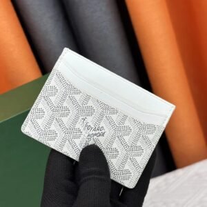 GOYARD Classic and Simple Style White Card Holder
