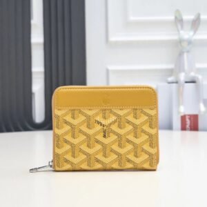 Goyard classic yellow wallet