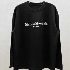 Maison Margiela minimalist black sweatshirt