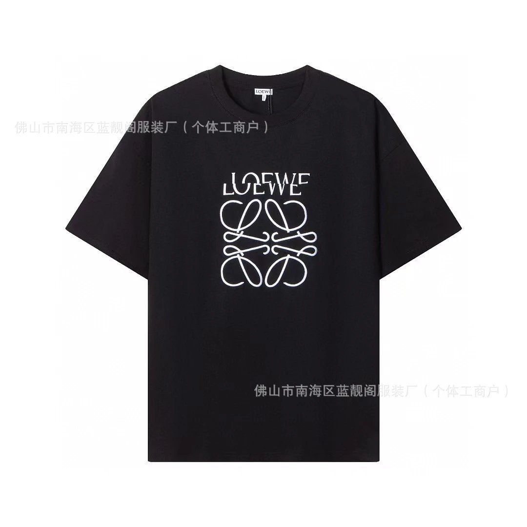 LOEWE minimalist style black T-shirt