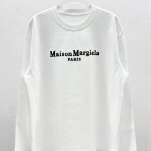 Maison Margiela simple white long-sleeved shirt