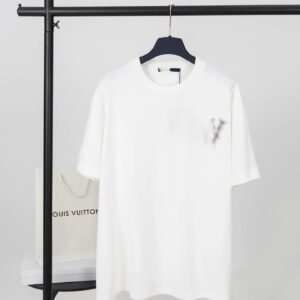 Louis Vuitton minimalist style white T-shirt