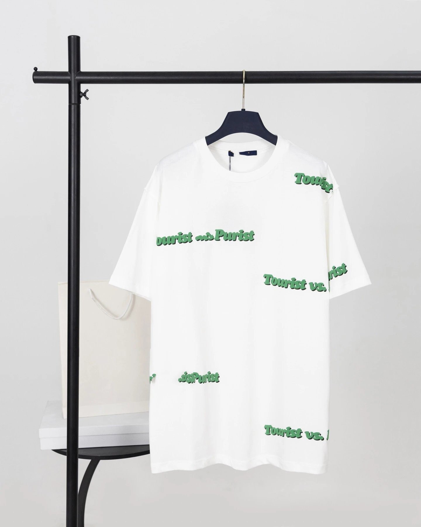 Louis Vuitton letter print style white T-shirt